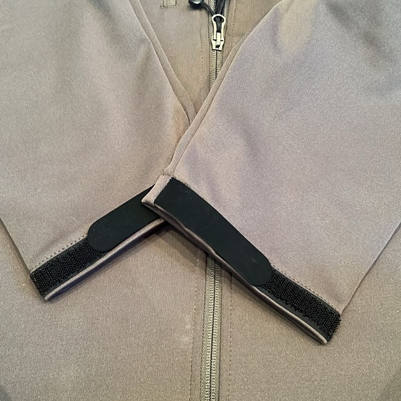 Men’s Water & Windproof Jacket NWT - Picture 6 of 9